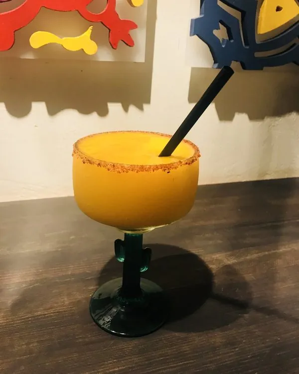Mango margarita kaktuso formos taurėje